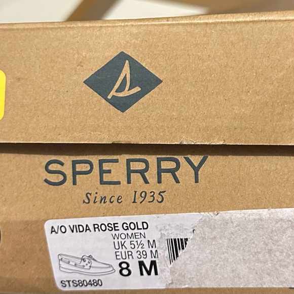 New with box Sperry Shoes size #7 - Picture 8 of 14